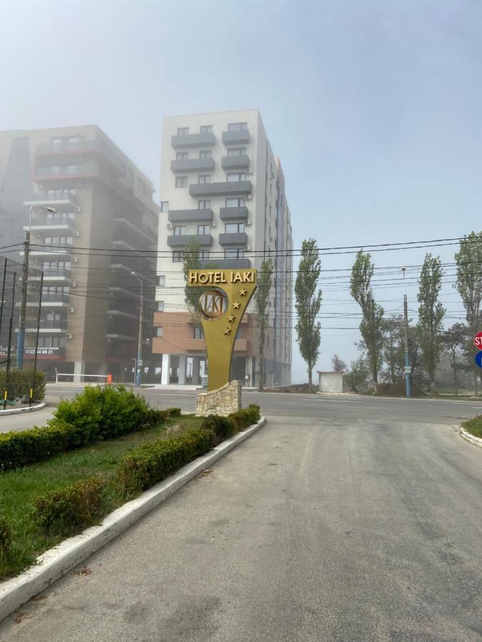 Beach Vibe Apartments Central Mamaia Exterior photo